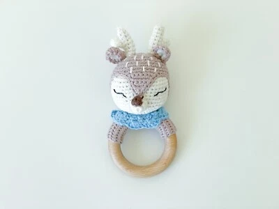 Синий нагрудник олень крючком Baby погремушка, мягкий хлопок и буковый зубочистка - Изображение 1 из 4