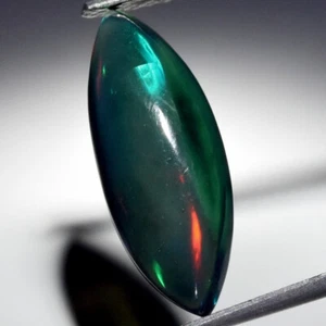 ★★ RARE !! OPALE NOIRE ET MULTICOLORE D'ETHIOPIE : 1,70 CARAT ★★ P469.135t - Imagen 1 de 1