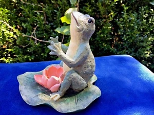 Vintage Bull Frog Green Tree Frog On Lily Pad Candle Holder Candle Stick Taper  - Picture 1 of 11