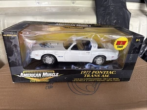 Ertl 1977 Pontiac Trans Am American Muscle 1:18 Limited Edition White 242B* - Picture 1 of 7