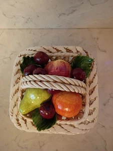 Cesta de frutas de cerámica hecha en Italia Art.  306/M - Imagen 1 de 10