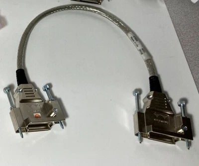 Cable apilable Cisco 72-2632-01 50 cm CAB-STACK-50CM Foto 1 de 4