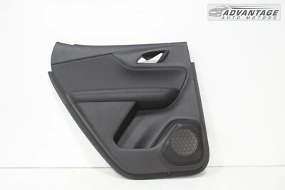 Chevrolet Blazer 2020-2022 trasero izquierdo interior panel puerta cubierta moldura OEM Foto 1 de 4