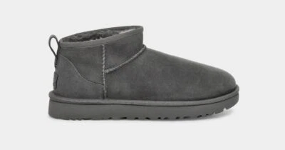 Nuevo en caja UGG Classic Ultra Mini para mujer en gris Foto 1 de 4