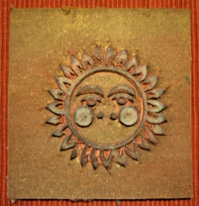 Vintage Printing Letterpress Rubber Block Cut. SUN SMILE. 3 X 3"".  2181 - Picture 1 of 1