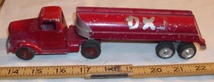 TOOTSIE TOY MACK GASOLINE TANKER SEMI TRUCK DIE CAST METAL TOY 1960s - Picture 1 of 4