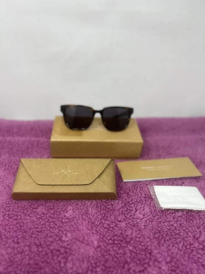 Gafas de sol artesanales Shwood Eyewear Hayden Wahbsg Foto 1 de 4