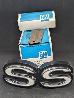Chevrolet Chevelle SS 1971 Super Sport parrilla emblema placa de identificación adorno Nuevo de Lote Antiguo Foto 1 de 4