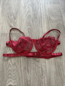 Bralette de encaje rojo Love Lust estilo comando seminuevo M/L - Imagen 1 de 6