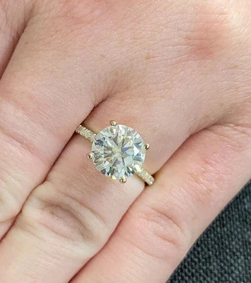 3.10Ct Round-Cut VS1 Lab Grown Diamond Solitaire Engagement Ring 14k Yellow Gold - Image 1 of 4