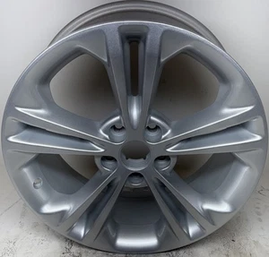 2016-2019 Ford Explorer 2013-2019 Taurus 18” OEM RECON Silver Wheel Part #3922 - Picture 1 of 4