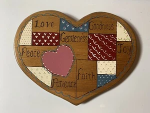 Heart Shaped Wooden Wall Plaque The Kitchen is the Heart 90s rustic Cut Out ❤️ - Picture 1 of 5