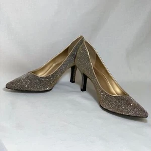 NWT Fioni Night Heel Shoes Women 9.5 Gold Sparkle Pump Mira Glitter Formal Party - Picture 1 of 13