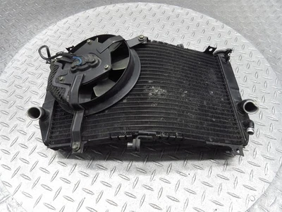 Soplador ventilador radiador Suzuki GSXR 600 GSXR600 2001 01-03 PARA PIEZAS *DAÑADO* Foto 1 de 4