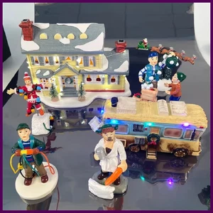 Weihnachtsschmuck Geschenk alter Mann Auto Haus Resin klein Weihnachtsstatue Griswold - Bild 1 von 31