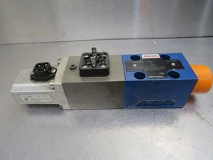 Valvola Rexroth VT-DFP-A-21/G24K0/0/V R900703811 - Foto 1 di 5