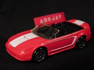 MatchBox ~ Mustang Convertible Rojo '99 ~ Escala 1:61 - Imagen 1 de 3