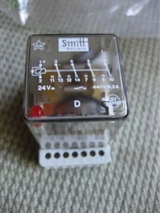 Relé Nieaf Smitt 24 VDC 9606 NUEVO - Imagen 1 de 6