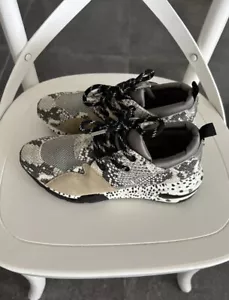 Steve Madden Size 39 Sneakers - Picture 1 of 4