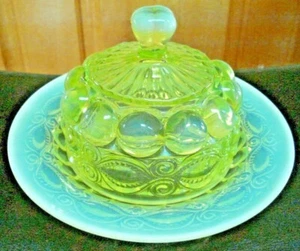 SELTENE Mosser grün opalisierendes Glas Wink Muster bedeckt Butterdose - Bild 1 von 10