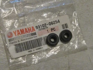 YAMAHA XS400/XS360 CYLINDER TACHOMETER GEAR DRIVE OIL SEALS (2) NOS! - Picture 1 of 1