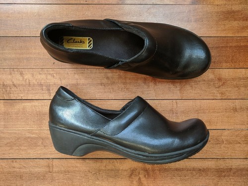 Mocassini da lavoro Clarks donna 9 5 M antiscivolo pelle nera afferrare carillon zoccoli