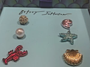 Betsey Johnson starfish shell Stud Earrings Set Lobster rhinestone pearl beach - Picture 1 of 6