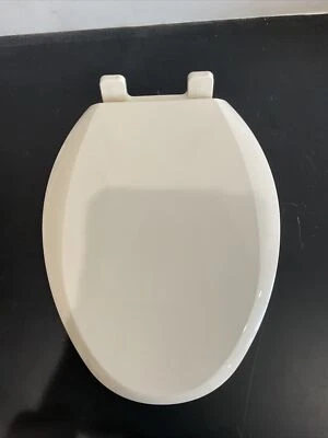 American Standard Toilet Seat Slow-Close Elongated bone 5257A65BL.021 - Image 1 of 4