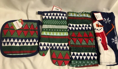 Christmas Potholder Oven Mitt Set & Kitchen Towels Lot Geometric Blue Green Red - Image 1 of 4
