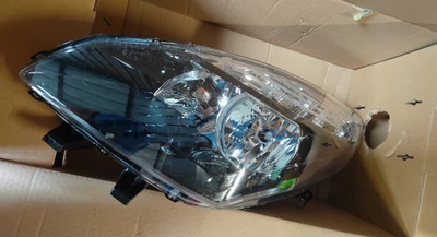 Farol lateral para passageiros N/S/F compatível com Renault Scenic III 2009-2012 Valeo 043974 - Imagem 1 de 4