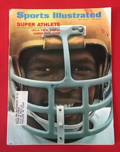 VINTAGE SPORTS ILLUSTRATED MAY 17TH 1971 UCLA TWIN THREAT JAMES MCALISTER - Picture 1 of 3