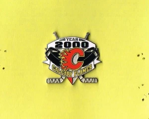 2000 Calgary Flames NHL Logo Hockey Lapel Hat Pin - Picture 1 of 1