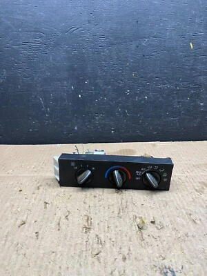 GMC Chevrolet Express 1500 2001-2007 control de clima aire acondicionado M8552 DG Foto 1 de 4