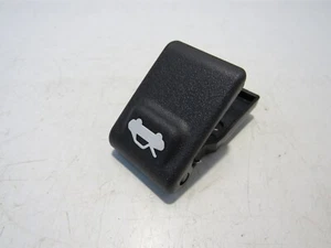 KIA RIO 2017-20 BONNET PULL RELEASE LEVER 8118034000                    Q2695 - Picture 1 of 8