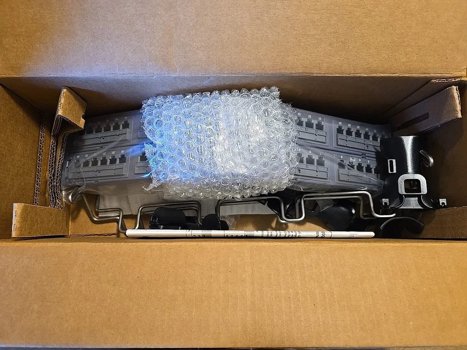 Commscope 360-UPR-1100A-E-GS3-2U-48 - Image 1 of 3