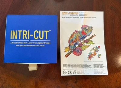 Chameleon 100 Pc Wooden Shaped Puzzle #41907 by Bits and Pieces Intri Cut  - Image 1 of 4