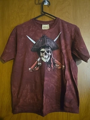 Camiseta para niños talla XL con gráfico de calavera pirata The Mountain teñida e impresa en EE. UU. Foto 1 de 4