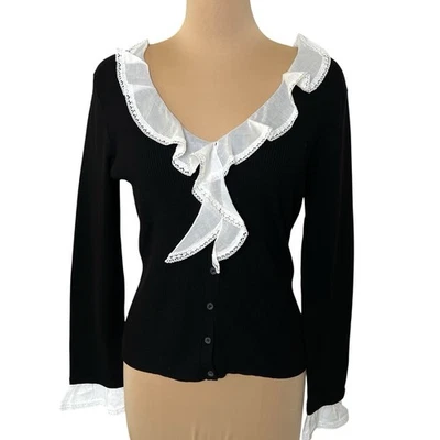 Cárdigan August Silk Petite Suéter Grande PL Negro Blanco Volantes Cuello Puños Foto 1 de 4