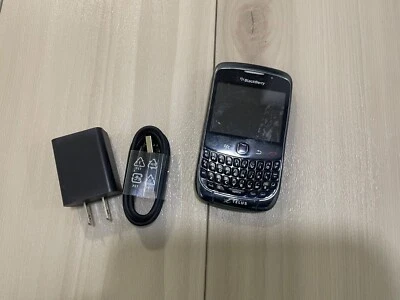 BlackBerry Curve 9300 - 256 MB - Black (Unlocked) (CA) - Image 1 of 2