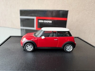 MINI COOPER 2001 R50 1:87 SCALE MODEL RED WITH WHITE ROOF  BOXED - Image 1 of 4