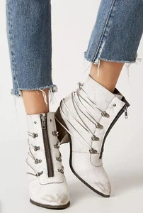 Bota de Cuero Blanco Envejecido Sbicca Peace Keeper Western Talla 6 - Imagen 1 de 10