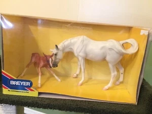 Breyer #1175 Susecion And Le Fire - Picture 1 of 9