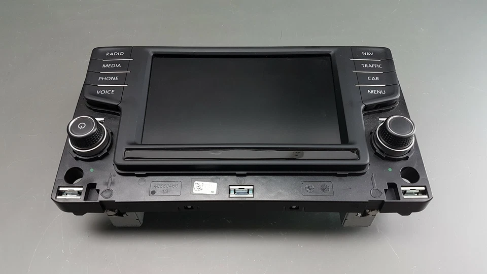 Original VW Passat B8 3G Discover Pro Control Panel Satnav 6,5 " Inch 3G0919605D - Image 1 of 4