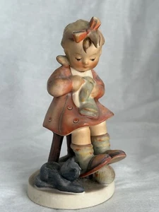 VTG Hummel - Mother’s Helper #133 - Picture 1 of 4