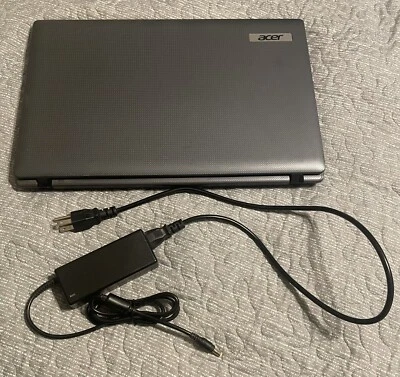 Acer Aspire 5733 Intel Pentium P6200 2.13 GHz 6GB RAM 15.6" 320GB HDD Win 10 Foto 1 de 4