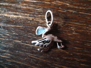 winziger Anhänger Bettelarmband Kinder 925er Sterling Silber Pelikan Charm B - Picture 1 of 2