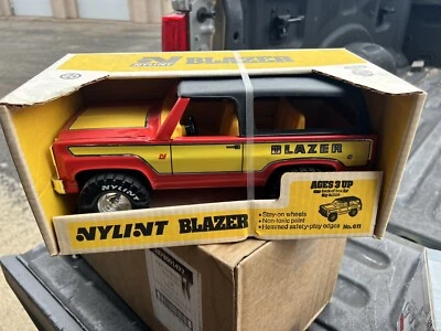 "Blazer Nylint Bronco c1977 sin usar, en caja - camión de juguete de acero prensado 12"" de largo #611" Foto 1 de 4