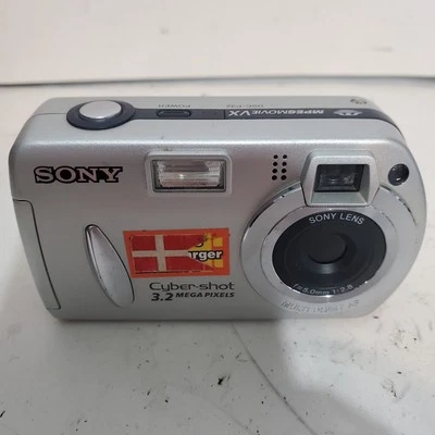 Sony Cyber-shot DSC-P32 3.2MP Digital Camera UNTESTED - Image 1 of 4