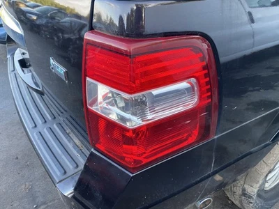Conjunto de luz trasera derecha usado se adapta a: Ford Expedition 2013 grado derecho A Foto 1 de 4