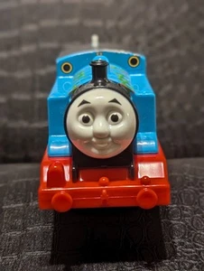 Thomas & Friends Track Master Motorized Thomas Jungle Train - Mattel 2013 - Picture 1 of 12